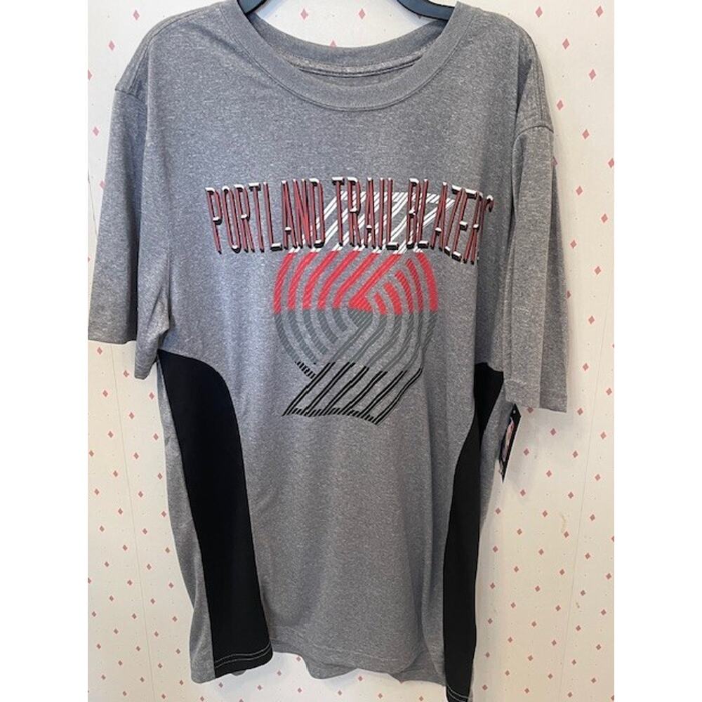 NEW NBA Portland Trail Blazer Activewear Shirt w/ Lillard "#0" Size Medium